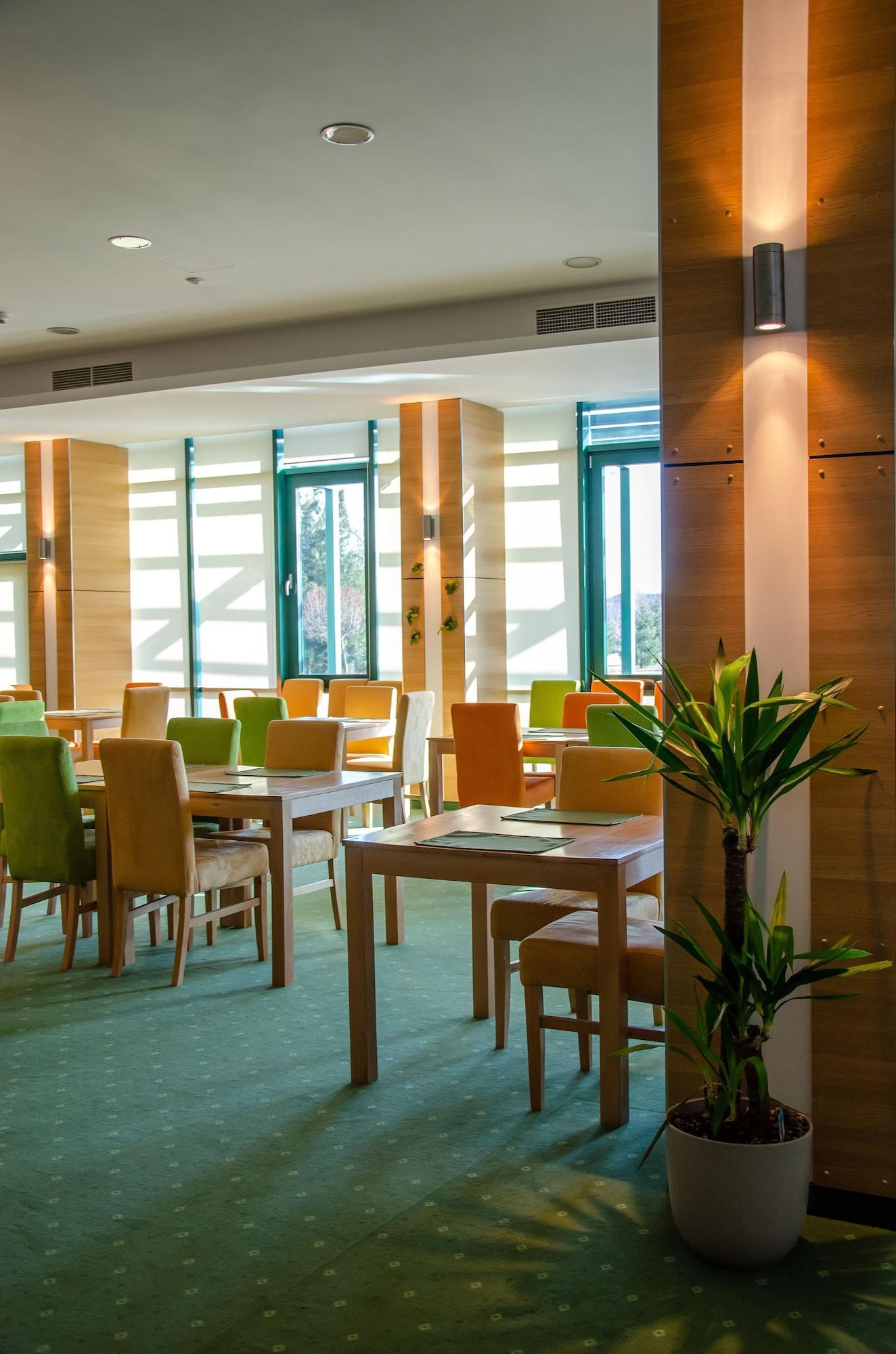 Complex Silva Hotel Bucureşti Ngoại thất bức ảnh