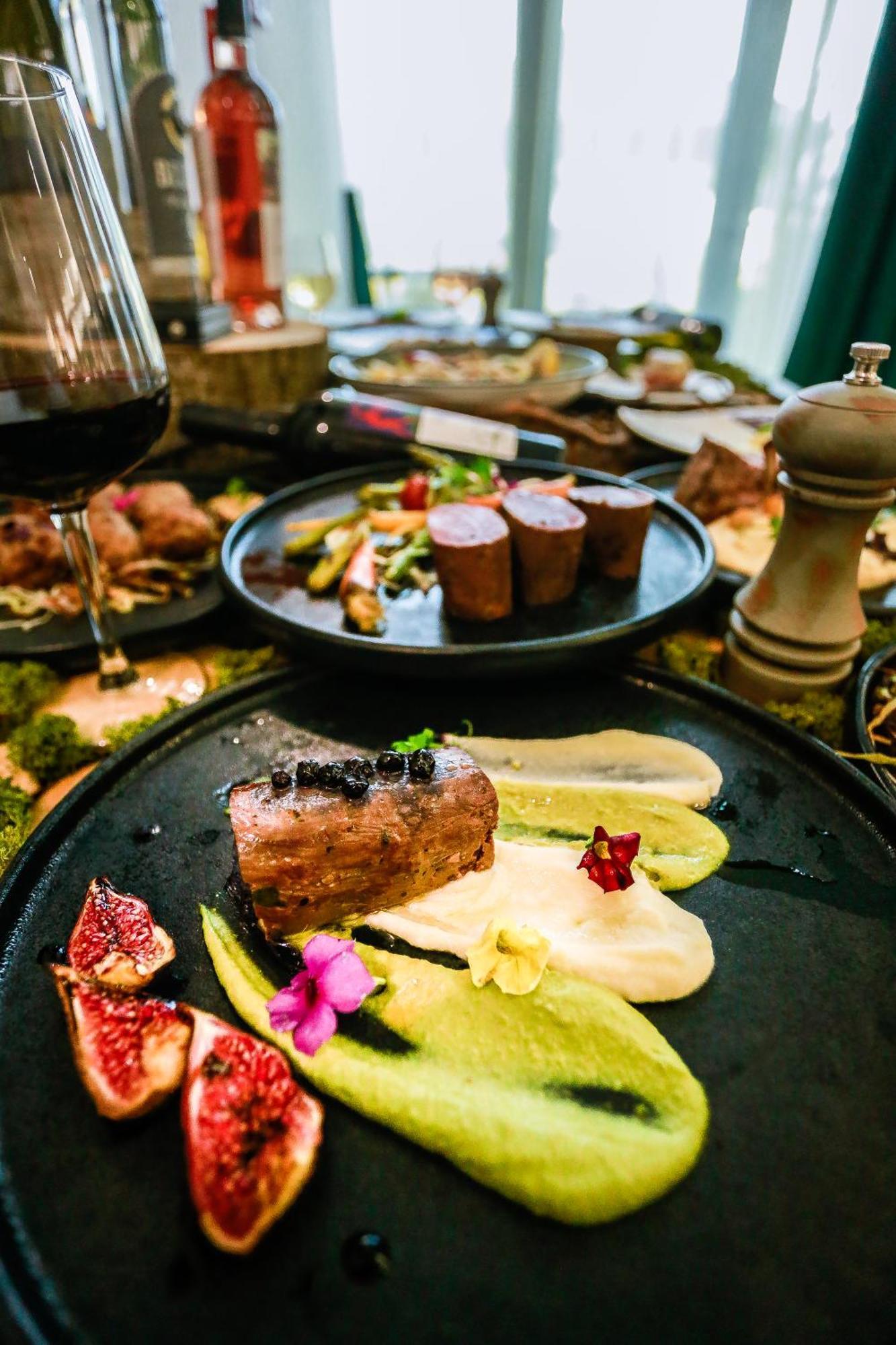 Complex Silva Hotel Bucureşti Ngoại thất bức ảnh